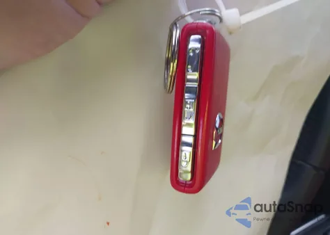 2019 Volvo Xc40 T5 Momentum/T5 R-Design from USA, damaged, VIN YV4162XZ5K2010983